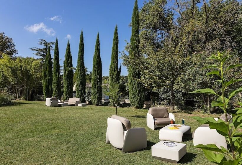 فندق Le Moulin De Valaurie