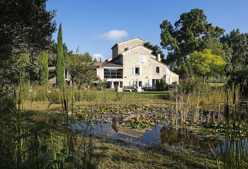 فندق Le Moulin De Valaurie