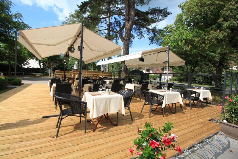 호텔 Le Regina Hôtel Restaurant