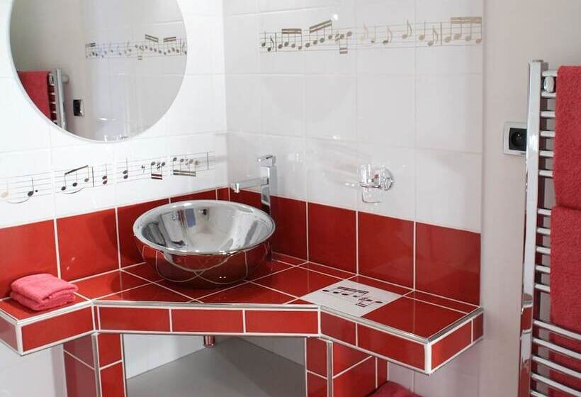 فندق Logis Hôtel Le Relais Louis Xi