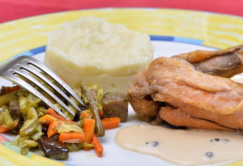 בית מלון כפרי Le Sauvage