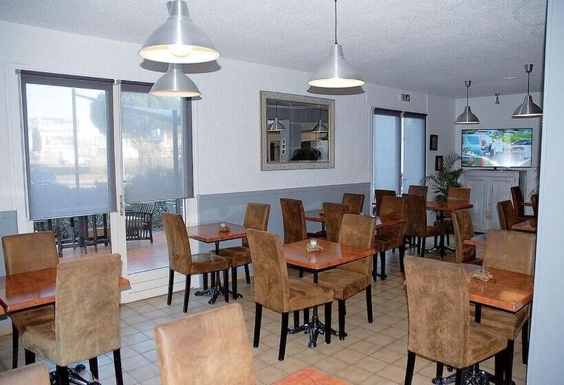 Contact Hotel Le Sud Montpellier Aéroport Parc Expo Arena