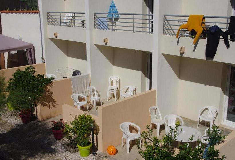 فندق Les Stoechades