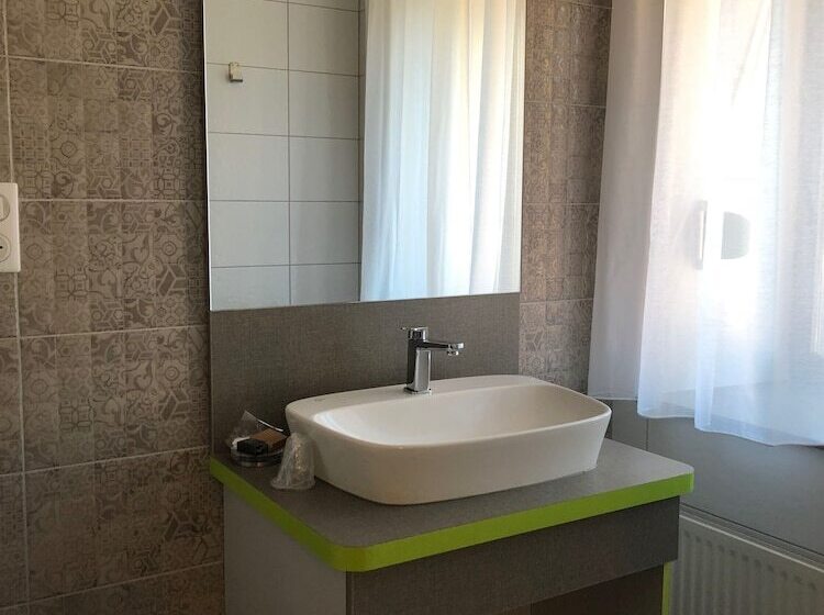 فندق Les Tilleuls Montbeliard Sud Audincourt