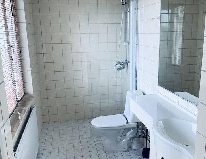 فندق Li Uninen Kotka