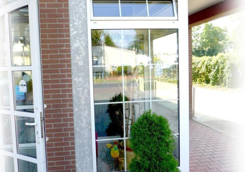 Отель Lindenberger Hof