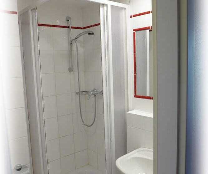 Отель Lindenberger Hof