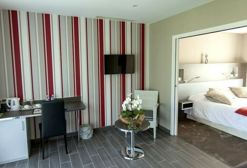 هتل Logis Auberge Bienvenue
