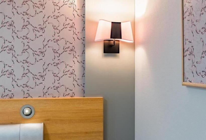 فندق Logis Grand Hôtel Des Bains