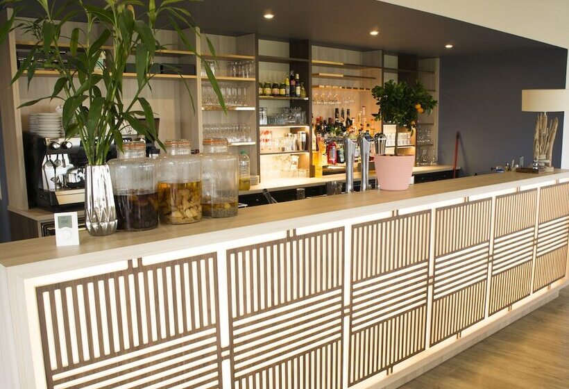 בית מלון כפרי Logis Hôtel Le Bretagne