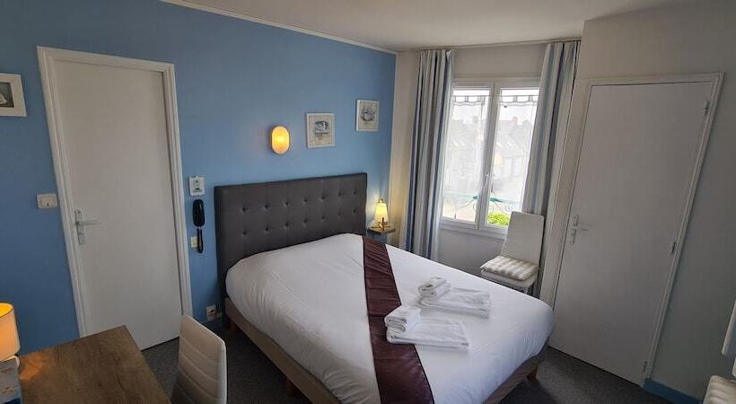 בית מלון כפרי Logis Hôtel Le Bretagne