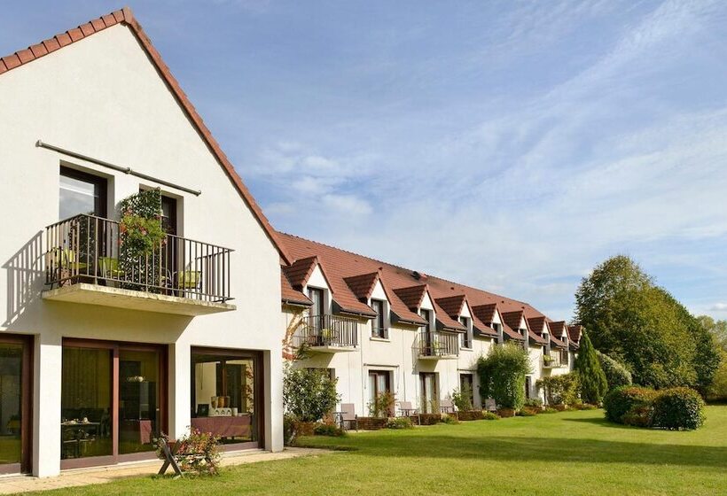 Отель Logis Le Relais De Pouilly