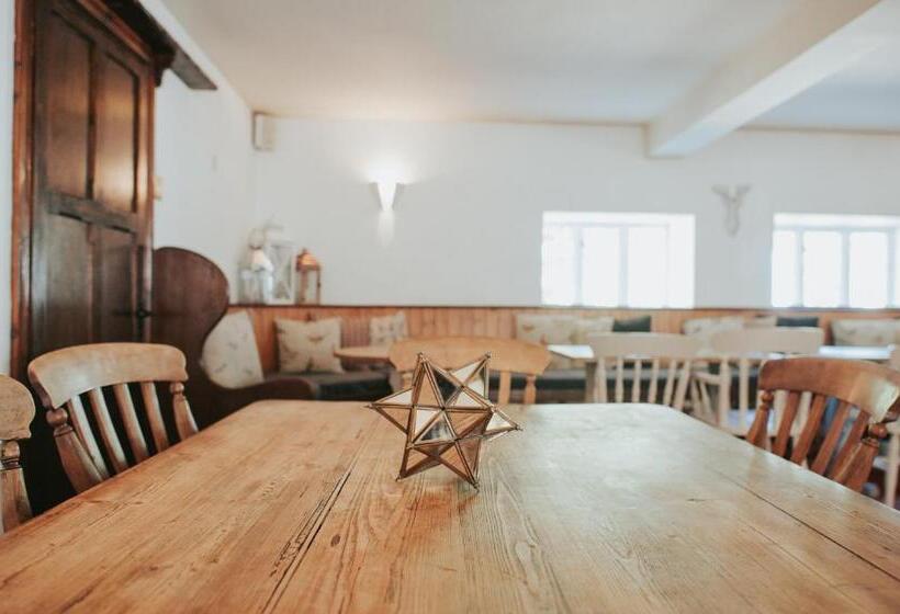 The Lordleaze Hotel And Restaurant