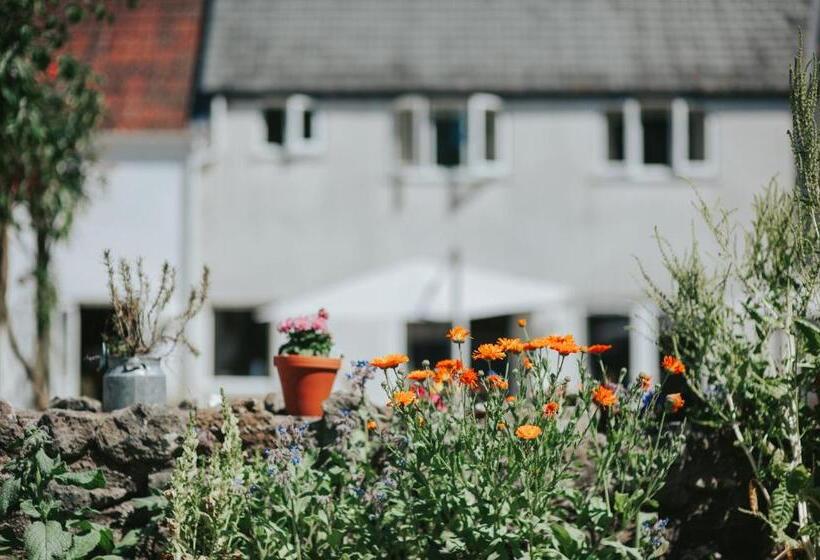 The Lordleaze Hotel And Restaurant