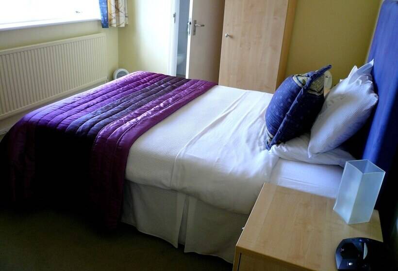 Отель Malvern House