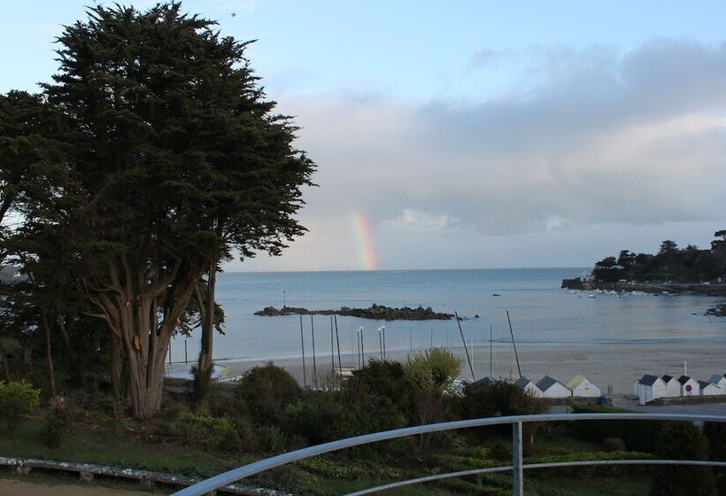 ホテル Manoir Dalmore