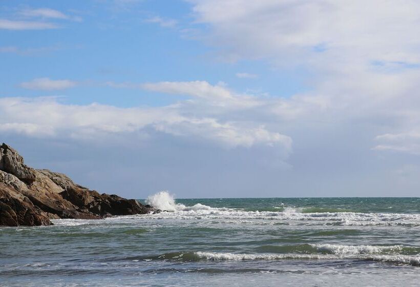 ホテル Manoir Dalmore