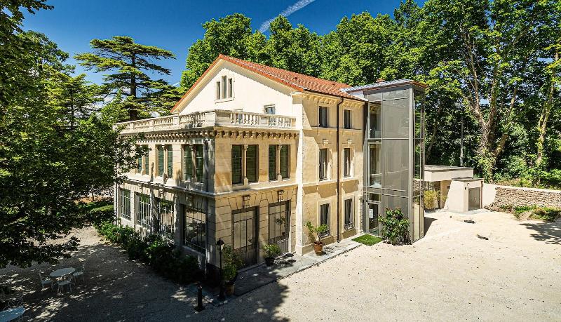 فندق Manoir Le Roure