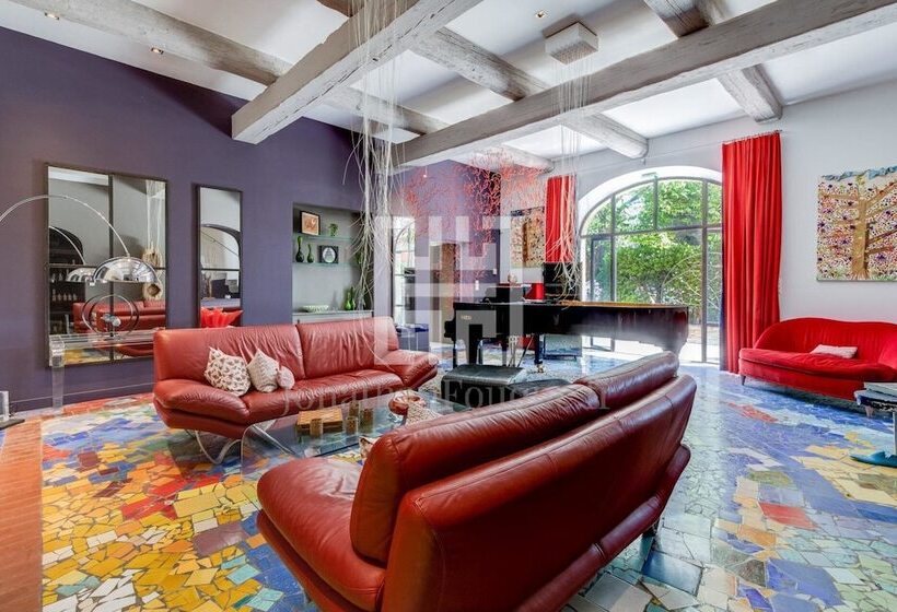 בית מלון כפרי Mas De L'amarine