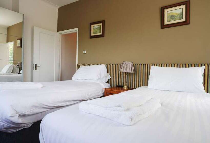 Отель Millstone Country Inn