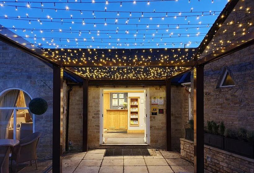 호텔 Number Four At Stow