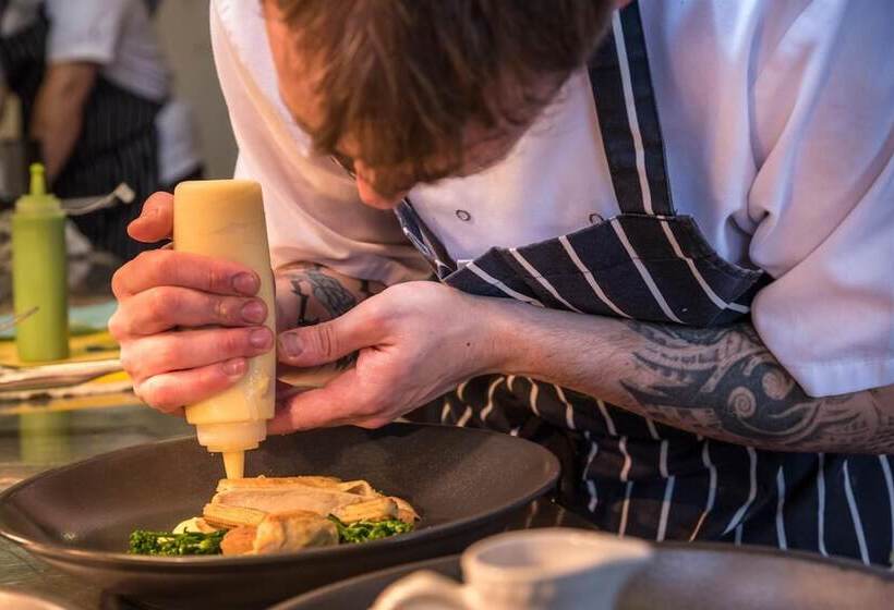 호텔 Number Four At Stow