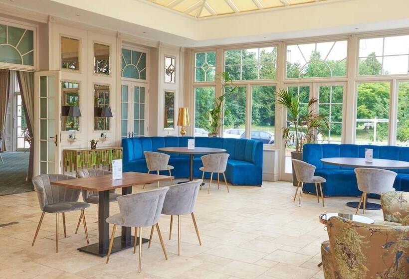 فندق Phyllis Court Members Club