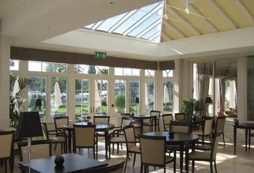 فندق Phyllis Court Members Club