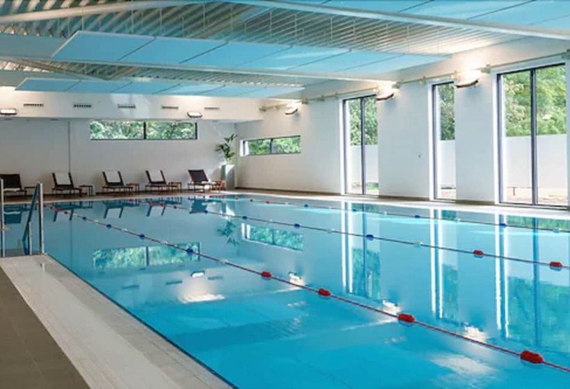 فندق Phyllis Court Members Club