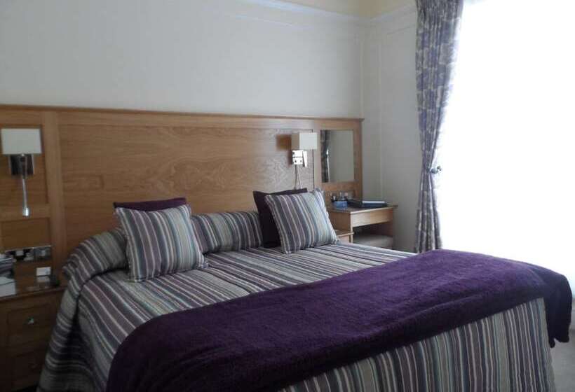 فندق Phyllis Court Members Club