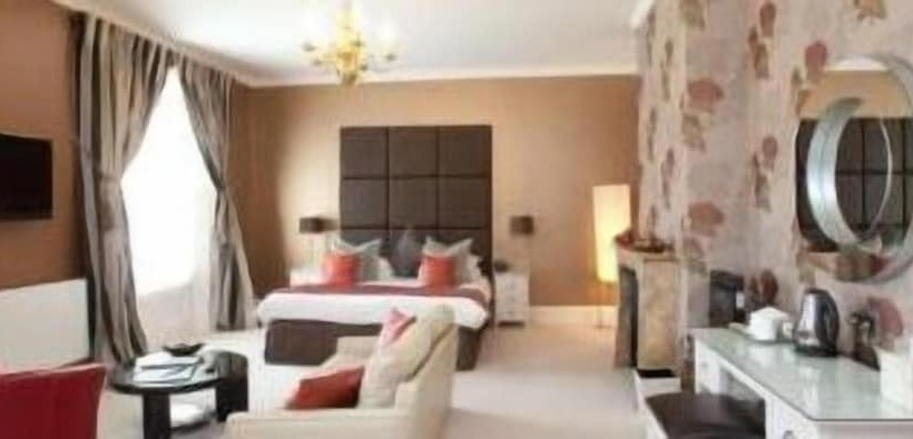 فندق Phyllis Court Members Club