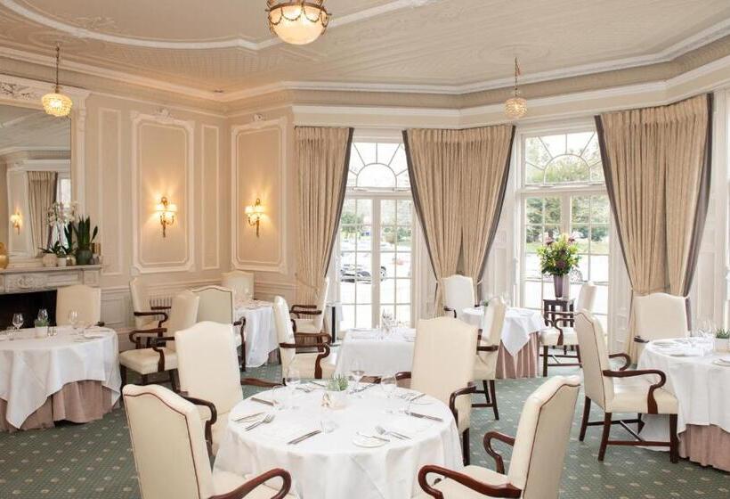 فندق Phyllis Court Members Club