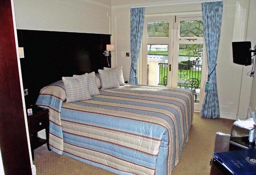 فندق Phyllis Court Members Club