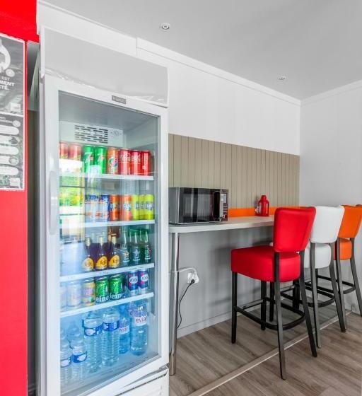 호텔 Premiere Classe Rennes Ouest  Le Rheu