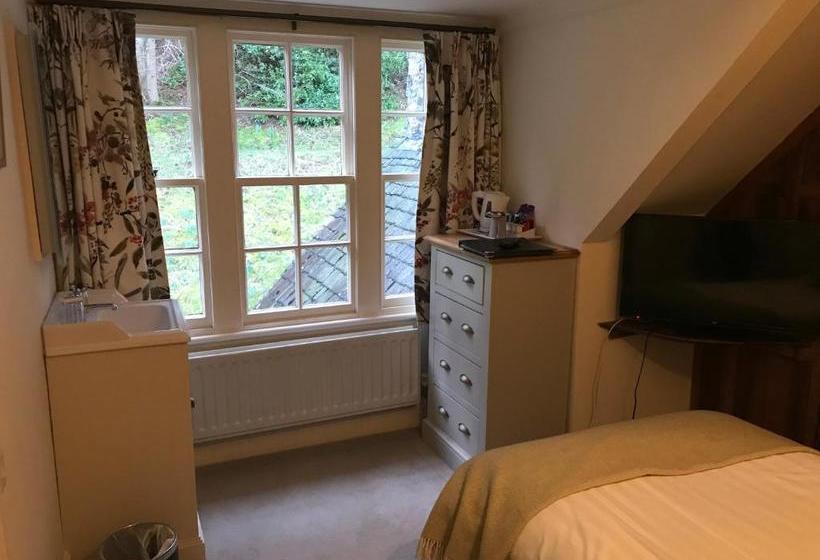 בית מלון כפרי Ravenstone Manor