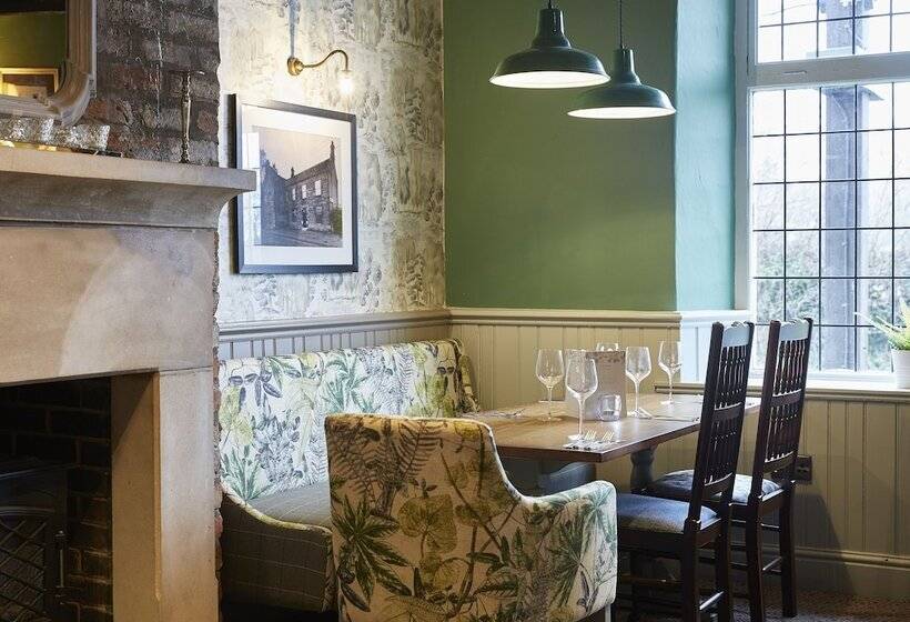 בית מלון כפרי Ravensworth Arms By Chef & Brewer Collection