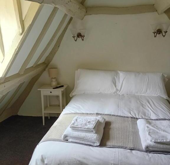 Отель The Red Lion