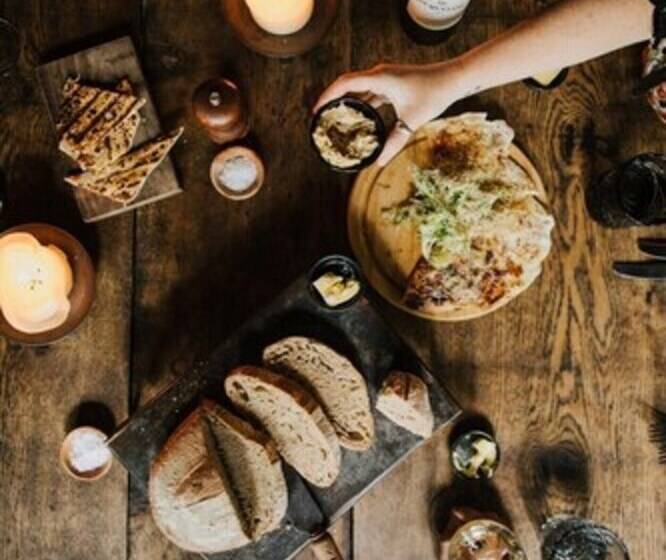 فندق The Farmhouse At Redcoats