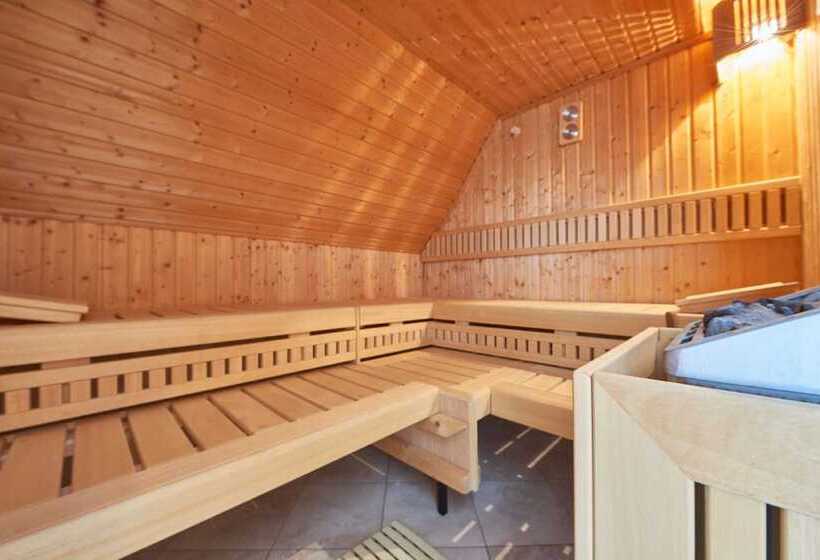 בית מלון כפרי & Restaurant Alte Schule