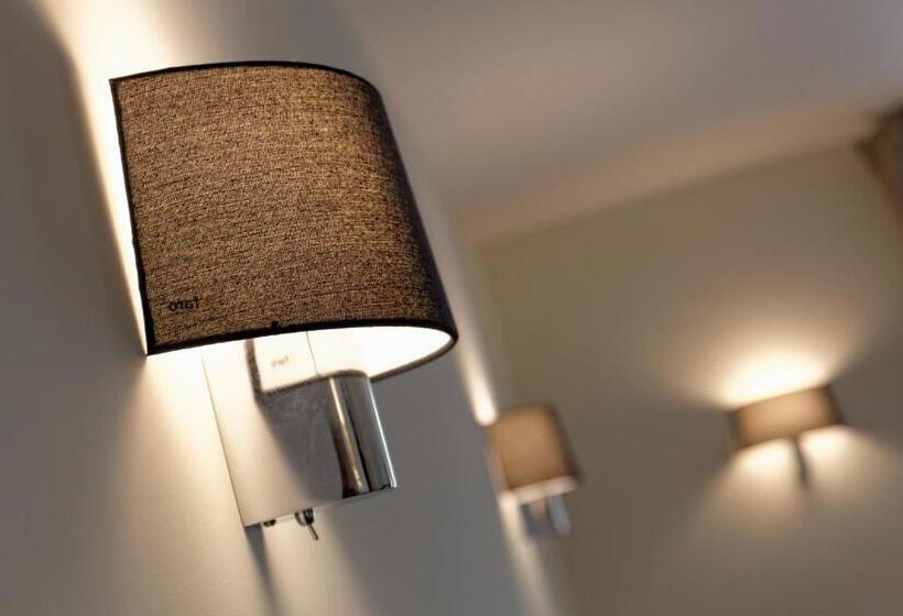 فندق Restaurant Du Centre Et Du Lauragais