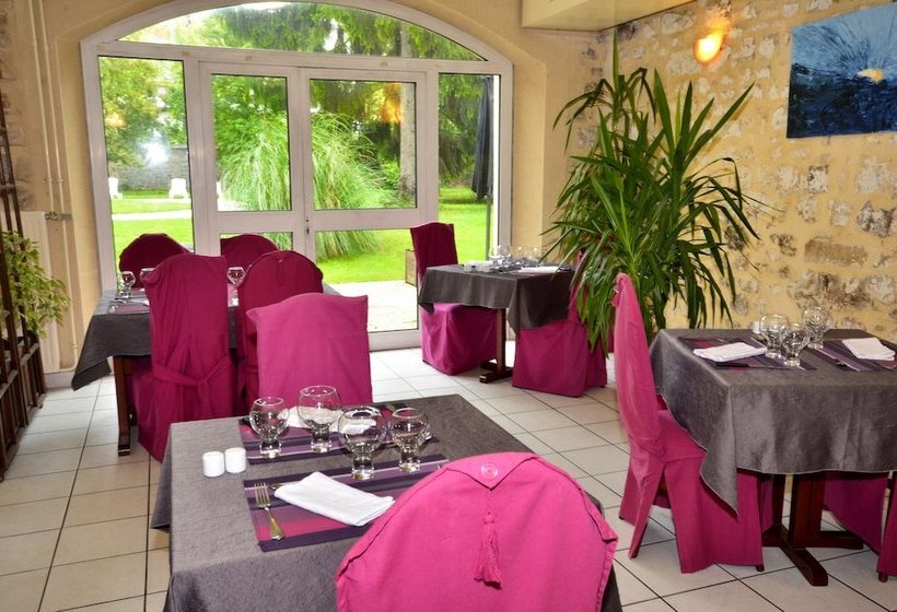 فندق Hôtel Restaurant La Ferme Du Mée Sur Seine