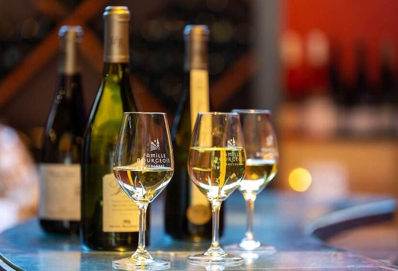 ホテル Restaurant Famille Bourgeois  La Cote Des Monts Damnes