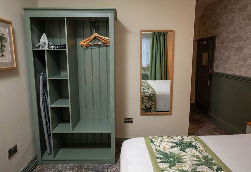 בית מלון כפרי Rockingham Arms By Greene King Inns