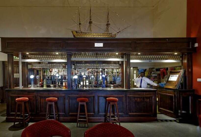 酒店 Royal Maritime