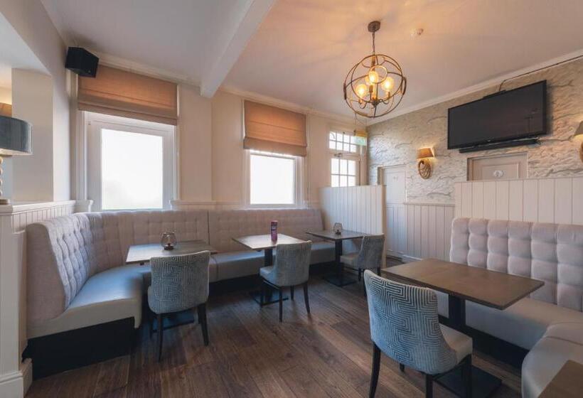 Somerset House Boutique Hotel And Restaurant