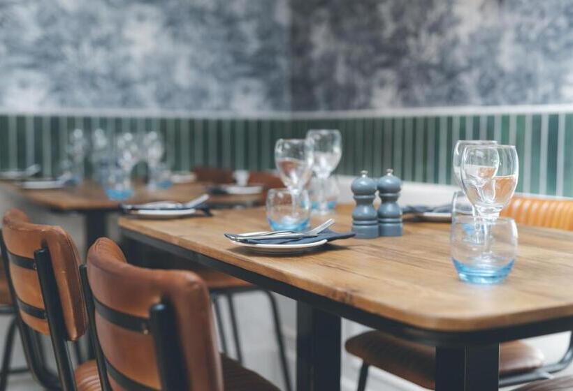 Somerset House Boutique Hotel And Restaurant