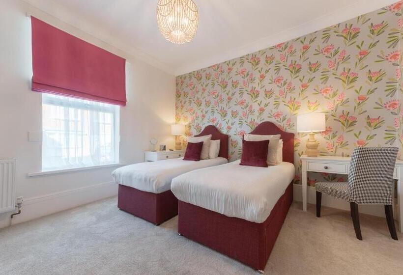 Somerset House Boutique Hotel And Restaurant