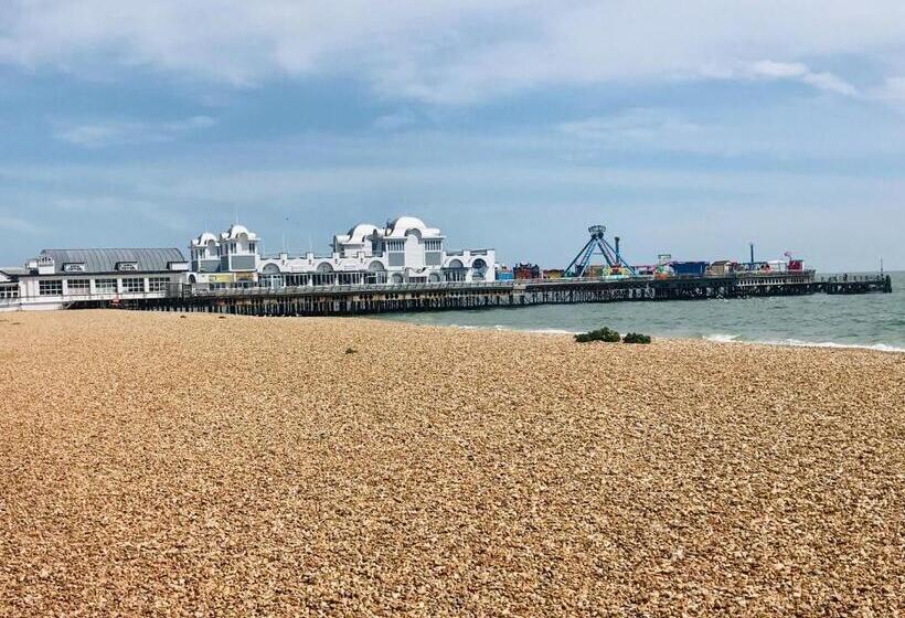 Somerset House Boutique Hotel And Restaurant