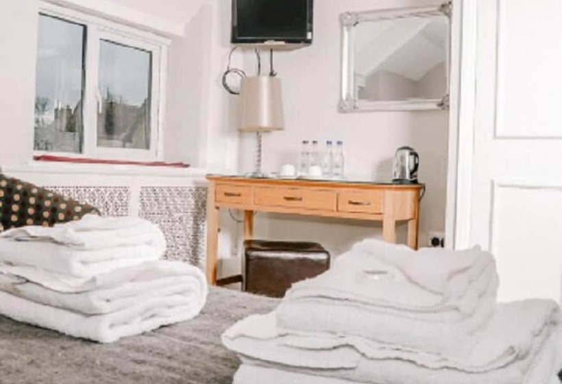 فندق The Bell Inn Charlbury