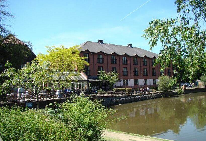 Отель The Bridge